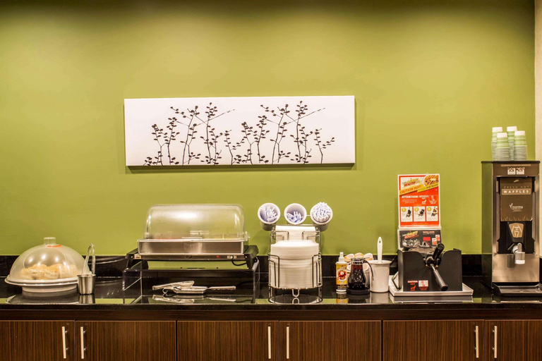 Food & Drinks 5, Sleep Inn (Durham), Durham