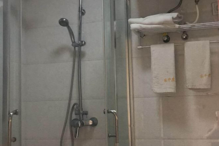 Bathroom, Dongping Resort, Shanghai