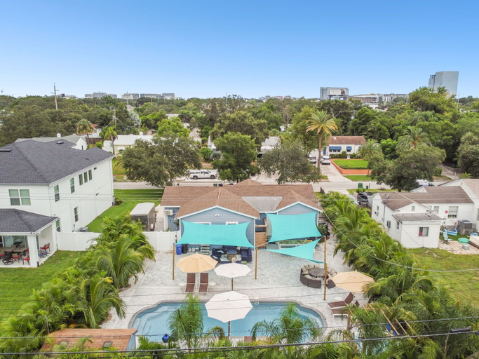 Exterior & Views 2, The Tampa Oasis, Hillsborough