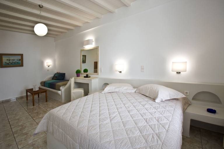 Bedroom 3, Porto Raphael, South Aegean