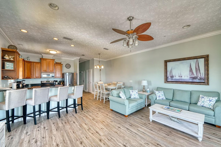 Food & Drinks, Vista del Mar I - Short Walk to the Beach 301, Bay