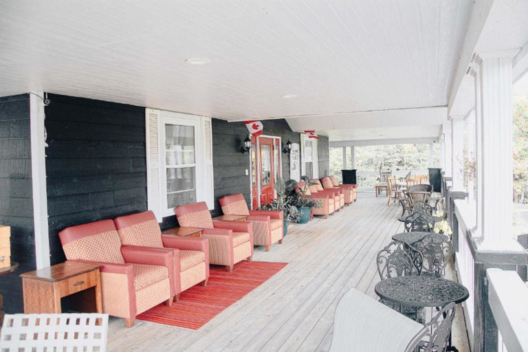 Public Area, Ceilidh Country Lodge, Victoria