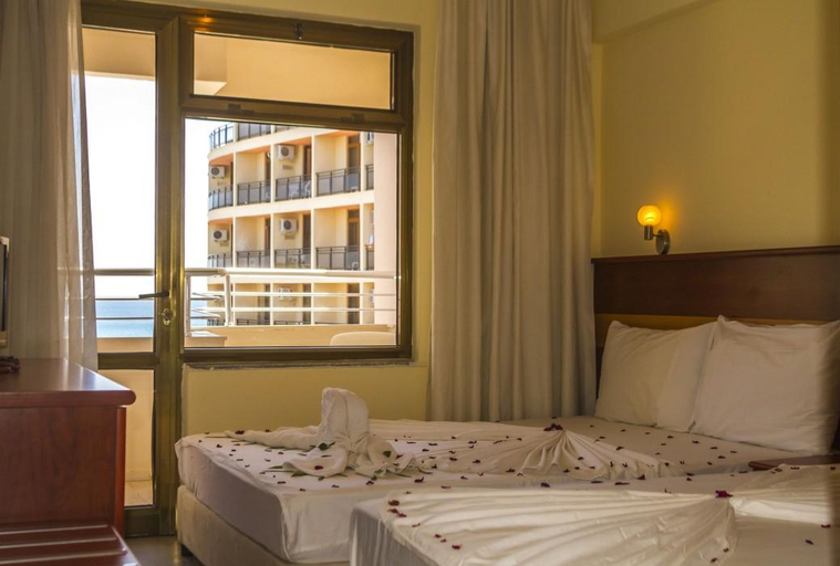 Bedroom 4, Hotel First Class, Didim