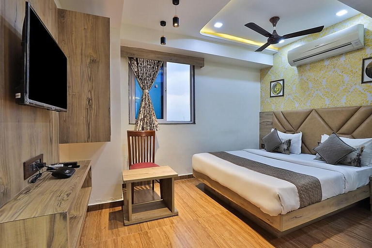 Others 5, Hotel TGR The grand radhey, Anand