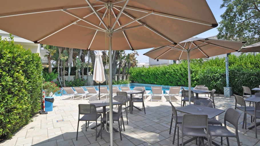 Room 5, Residence Arainn Castro - Pool Sleeps 4 Wifi, Lecce