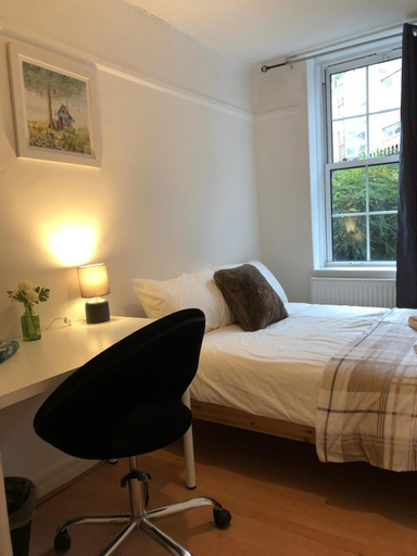 Others 5, Comfy Private Bedrooms near O2 Forum Kentish Town, Camden, London