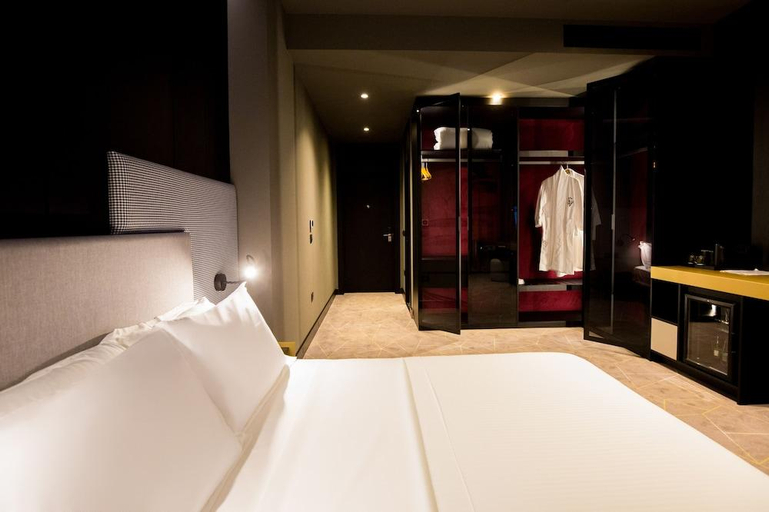 Bedroom 2, The Central View Boutique Hotel, Vlorës
