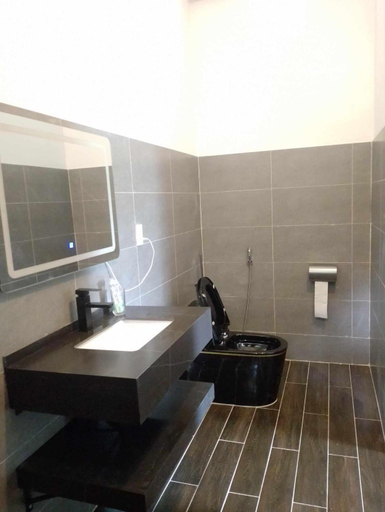 Bathroom 5, Vu Linh Palm House Homestay - Bungalow, Yên Bình