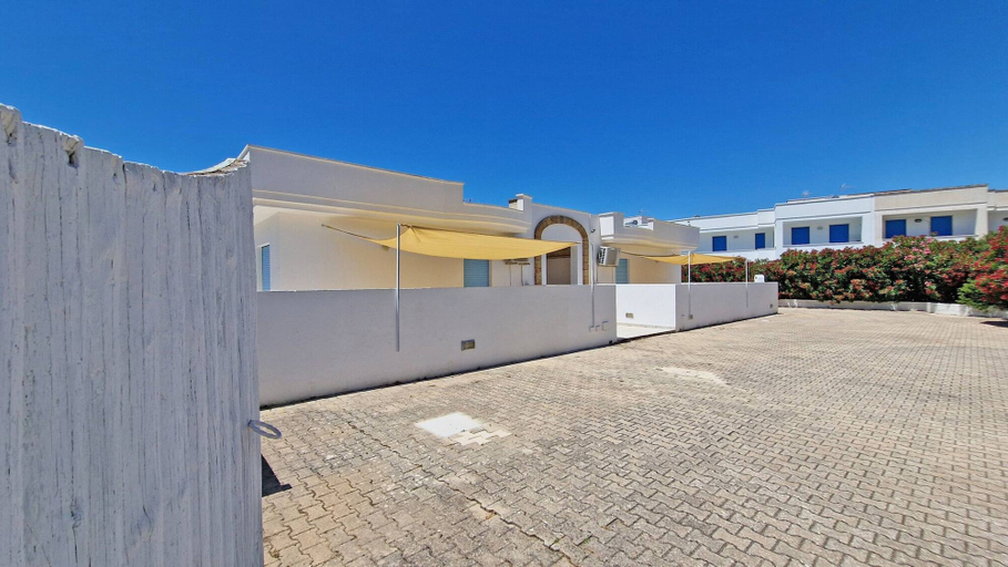 Room 2, Corte 3 in Residence With 4 Beds - 2 Bedrooms, Lecce