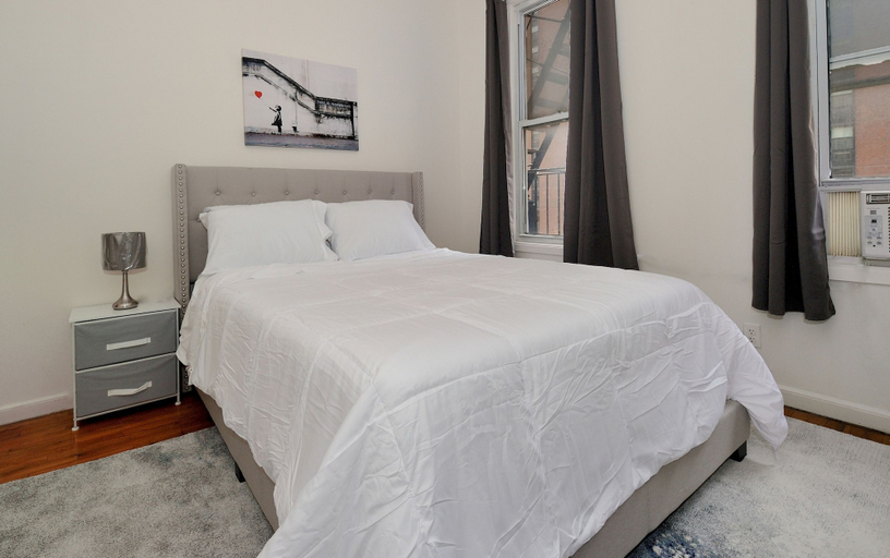 Room 3, Cozy Studio Steps to Central Park Upper E Side, New York