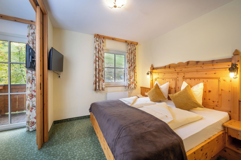 Bedroom 3, Naturhotel Huettenwirt, Sankt Johann im Pongau