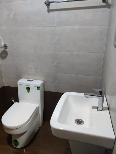 Bathroom 2, Vista Al Rio, Mahe