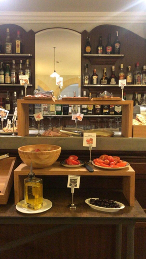 Food & Drinks 2, San Lorenzo, Baleares
