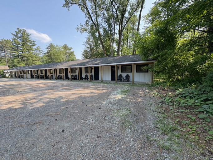 Exterior & Views 2, Saratoga Garden Motel, Saratoga