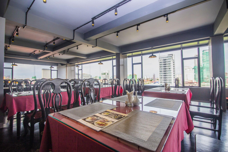 Food & Drinks 2, New York Hotel, Phnom Penh