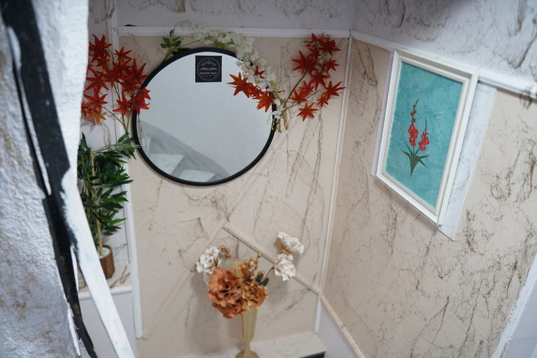 Bathroom 5, Sword Suit Hotel, Beyoğlu