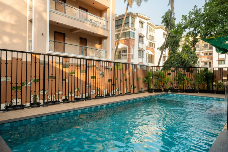 Room 4, Modern 1BR With Pool 5min Drive to Candolim Beach, North Goa