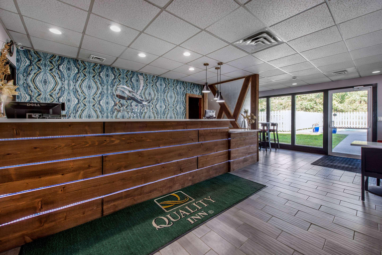 Public Area 2, Quality Inn Morgantown, Monongalia