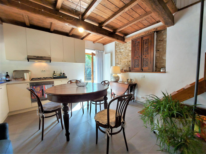 Others 5, Holiday Home in Tuscany near Lucca, Lucca