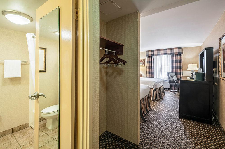 Exterior & Views 2, Clarion Hotel & Conference Center Leesburg, Loudoun