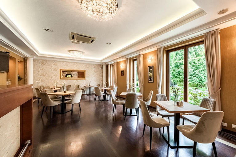 Food & Drinks 5, Hotel "Na Uboczu", Warsaw