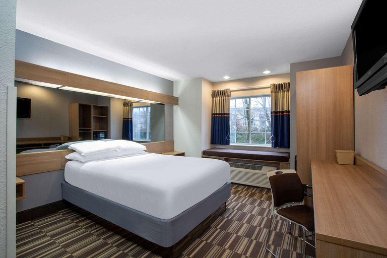 Bedroom 3, Microtel Inn & Suites By Wyndham Matthews/Charlot, Mecklenburg