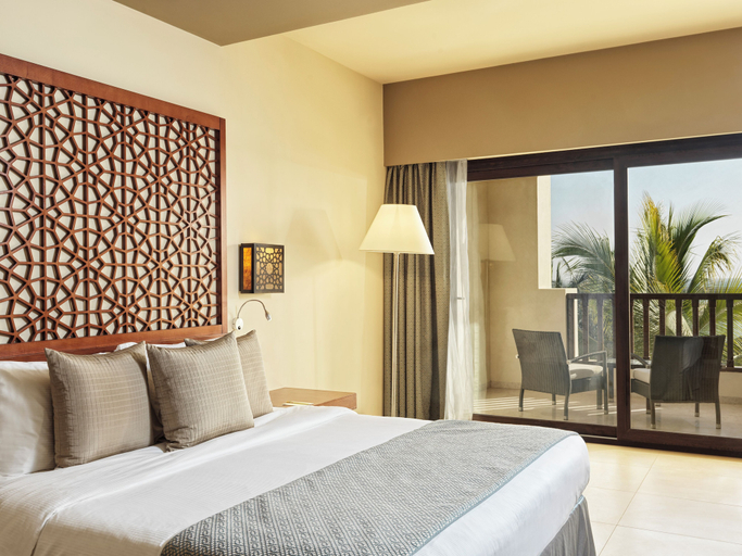 Bedroom 3, Fanar Hotel and Residences, Taqah
