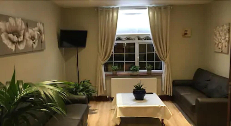 Public Area 3, The Balkan Lodge , Oxfordshire
