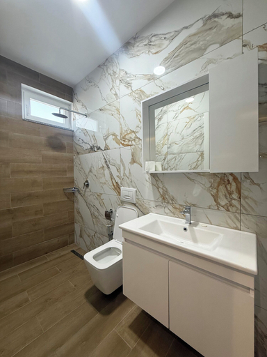 Bathroom 3, Kalpazo Hotel Tommy Durres, Durrësit