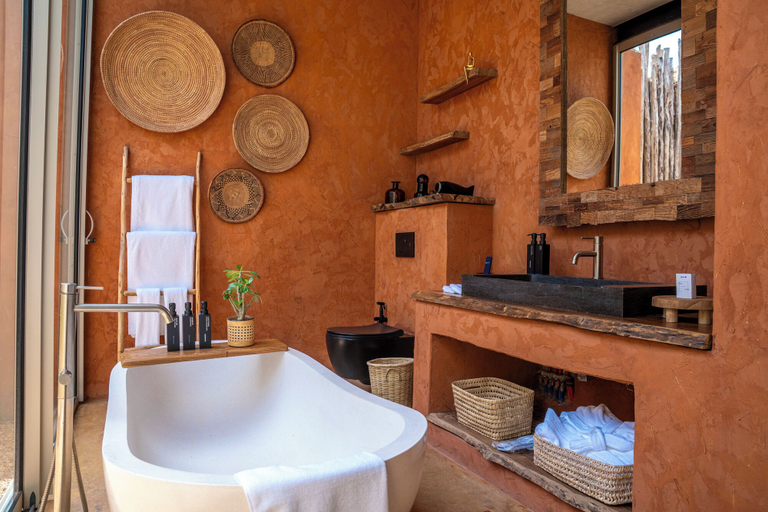 Bathroom 4, Casa del Toro Luxury Ranch, Mbour