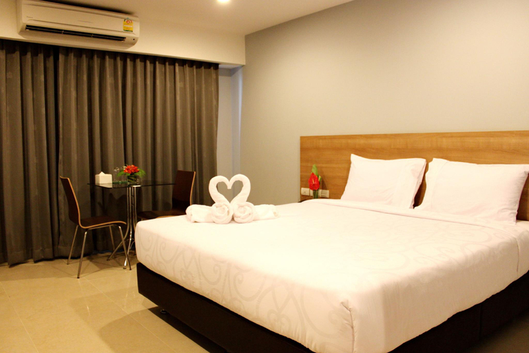Bedroom 24