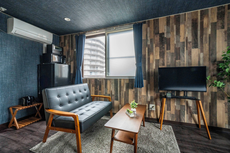 Others 1, SILK COURT 405, Chitose