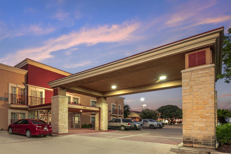 Exterior & Views 2, Best Western Plus Atrium Inn, Guadalupe