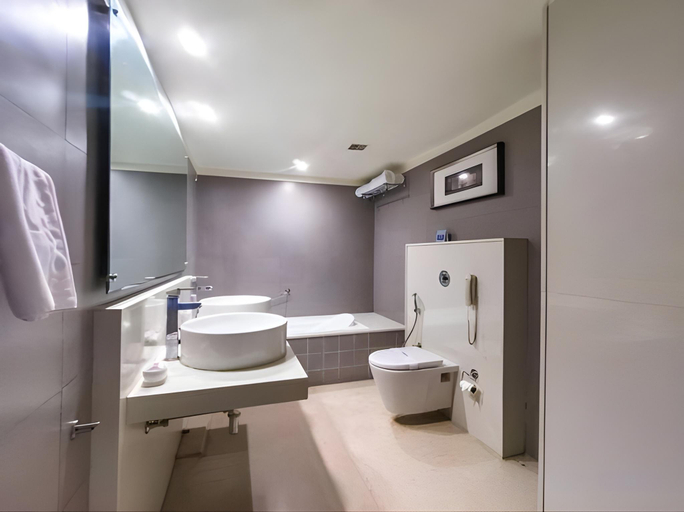 Bathroom 4, ROYAL PARK KAKINADA, East Godavari