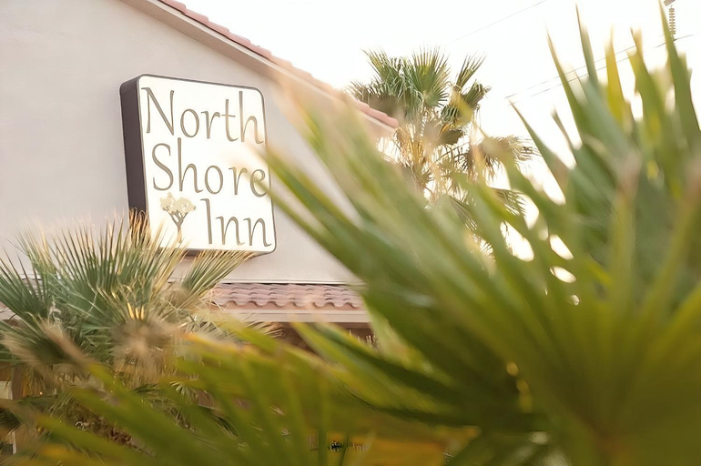 Exterior & Views 2, North Shore Inn, Clark
