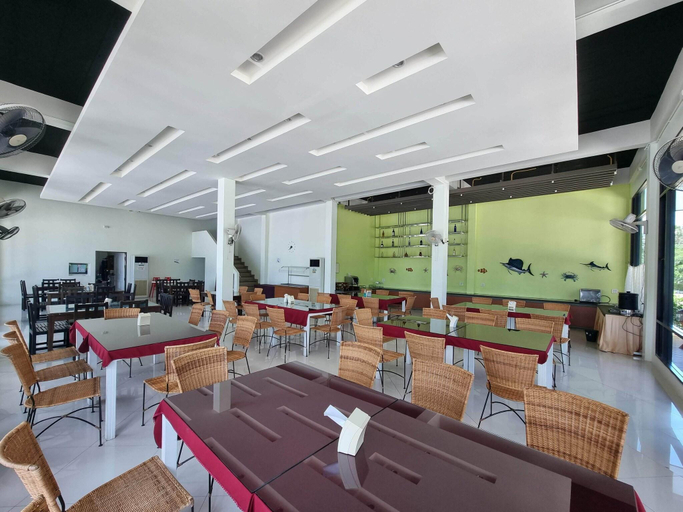 Food & Drinks 4, THE GREEN BEACH RESORT, K. Sam Roi Yot