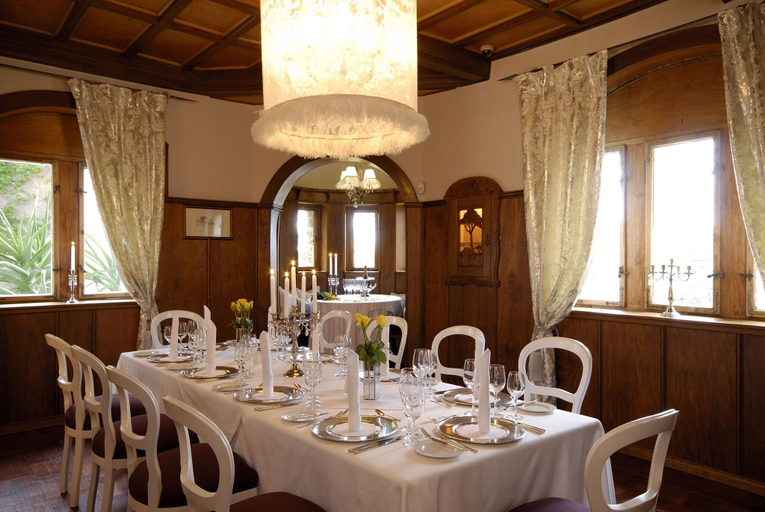 Public Area, Heinitzburg Boutique Hotel, Windhoek East