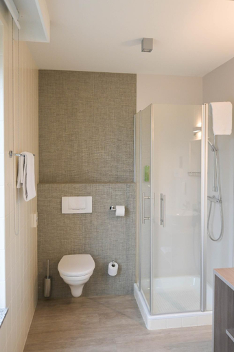 Bathroom 3, Hotel Essenza, Antwerpen