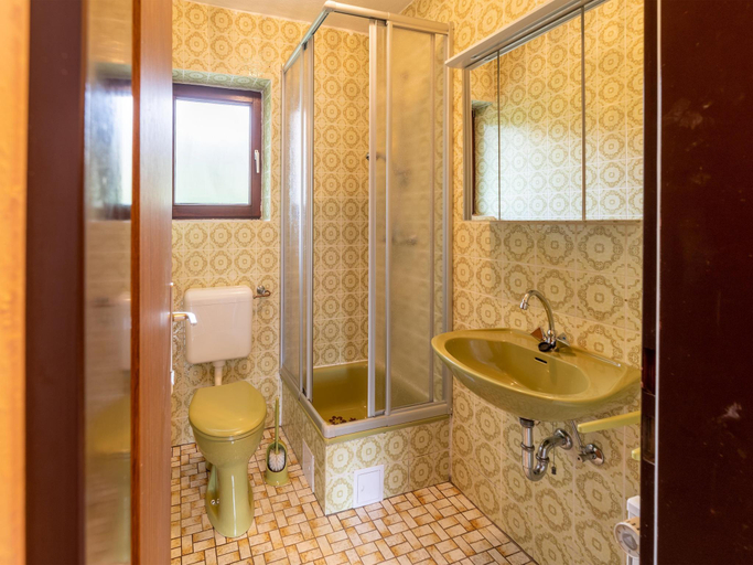 Others 5, Cozy Bavarian Forest Retreat, Cham