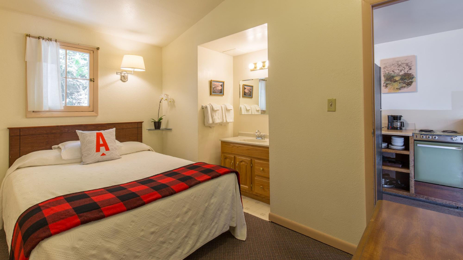Bedroom 3, A-Lodge Boulder, Boulder