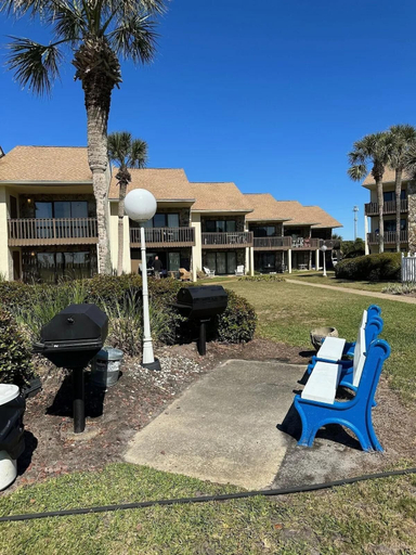 Exterior & Views 2, Blue Surf 16B, Walton