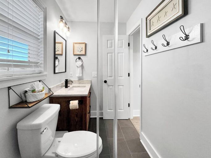 Bathroom 3, Beachside Villas 1131, Walton