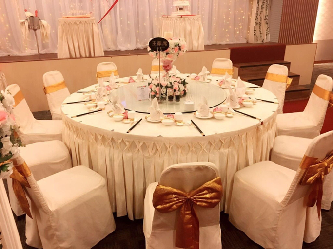 Food & Drinks 5, The Landmark Hotel, Batu Pahat