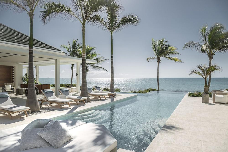 Sport & Beauty 2, Grace Bay Club