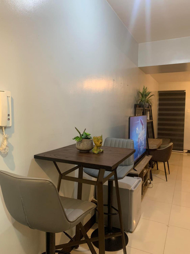 Others 5, Olistay, Quezon City