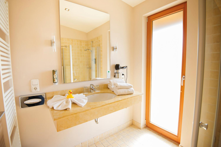 Bathroom 4, LODGE Reinsehlen, Heidekreis