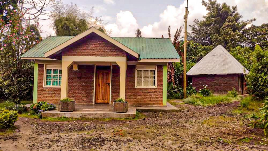 Exterior & Views 4, Amajambere Iwacu Community Camp, Kisoro