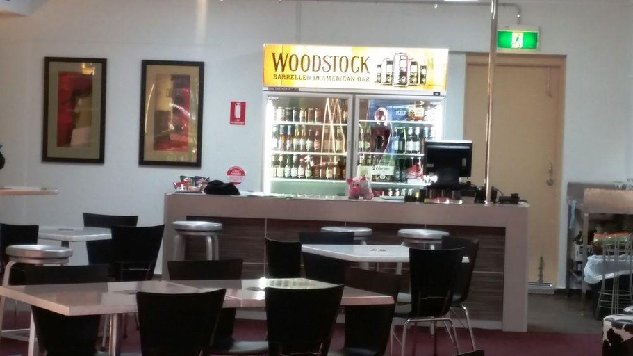 Food & Drinks 5, Ingot Hotel Perth, Ascend Hotel Collection, Perth