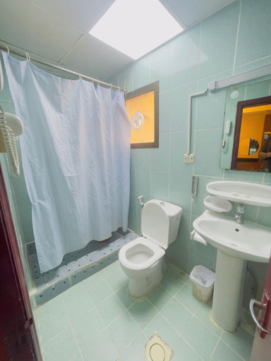 Bathroom 4, 177 Al Ammari Hotel, Dubai
