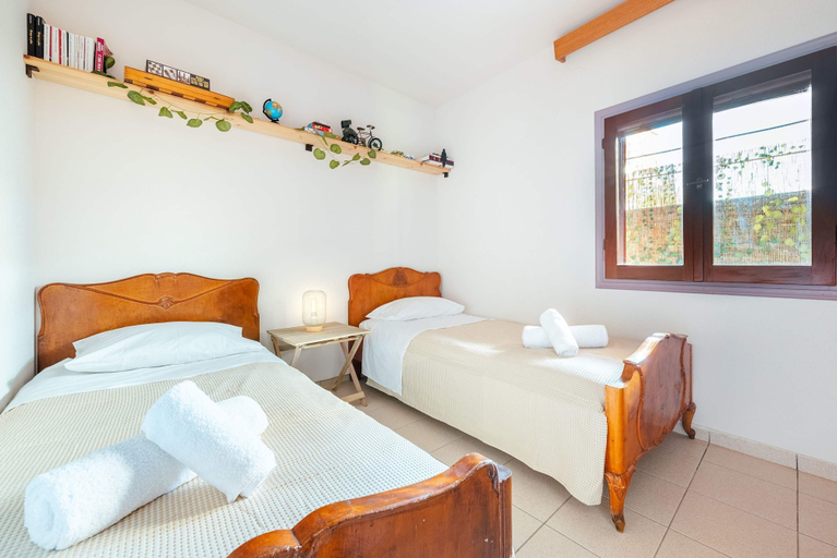 Room 2, Dream Beach House - Seaside Getaway, Crete